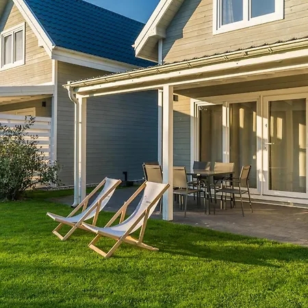 Dom wakacyjny Zachodni Wiatr - Dom Fok Białogóra