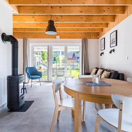 Zachodni Wiatr - Dom Fok Białogóra