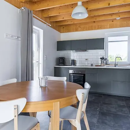 Zachodni Wiatr - Dom Fok * Białogóra